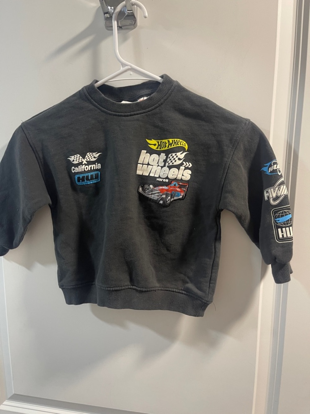 Hot Wheels Kids' Black Graphic Crewneck Sweatshirt